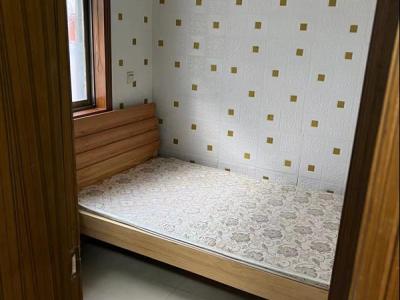 出租公园新村 90平米 3室2厅 1800元/月图片
